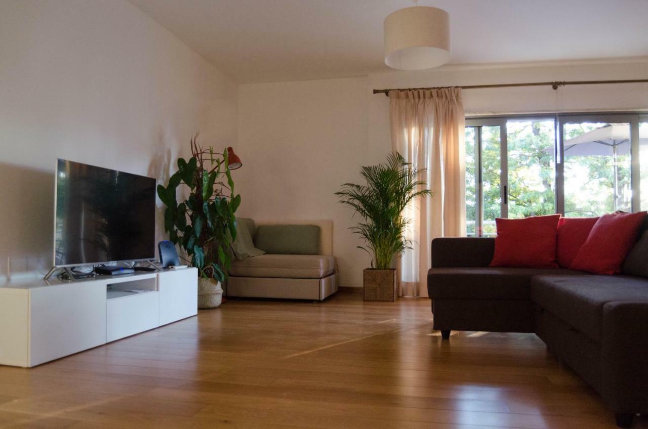 Joivy Graca Luminous 2-Br Apartment With Terrace Lisbona Esterno foto