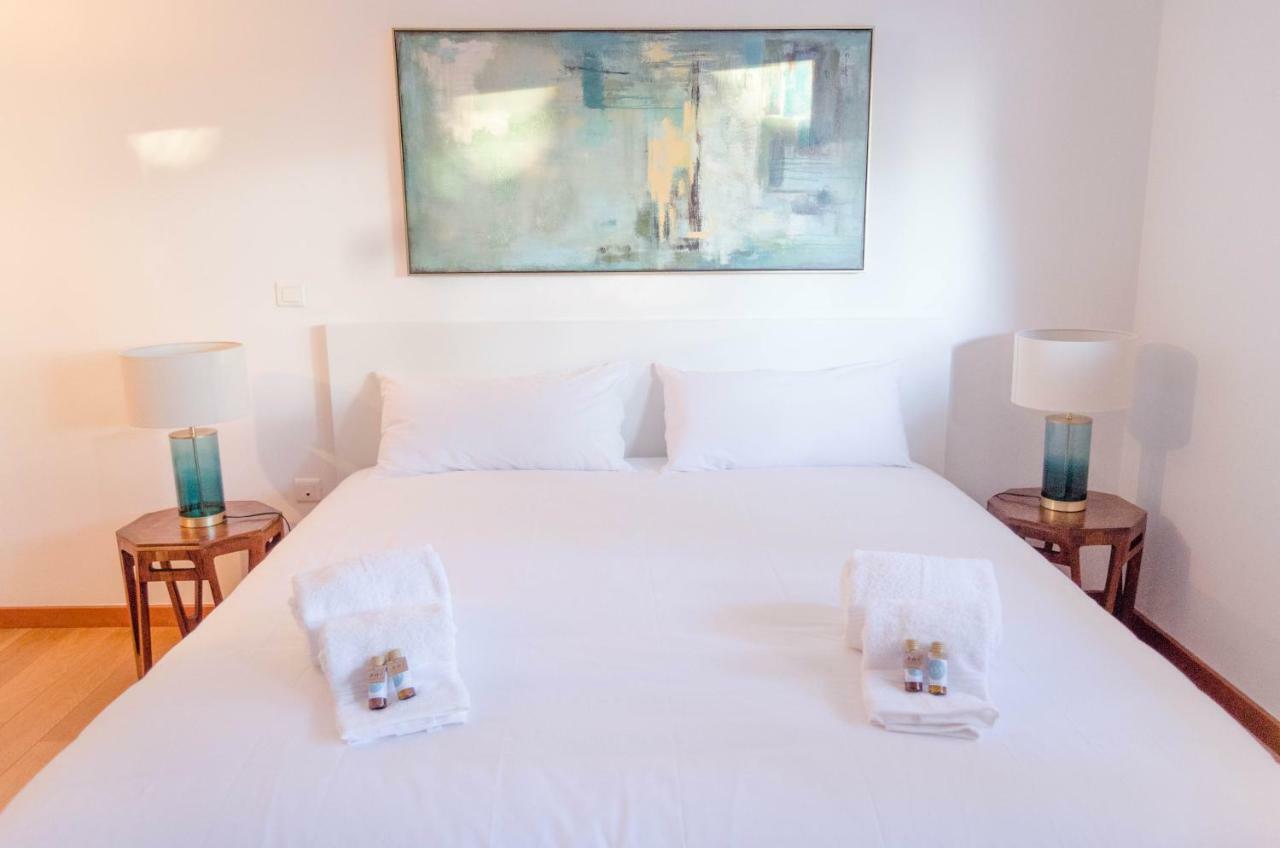 Joivy Graca Luminous 2-Br Apartment With Terrace Lisbona Esterno foto