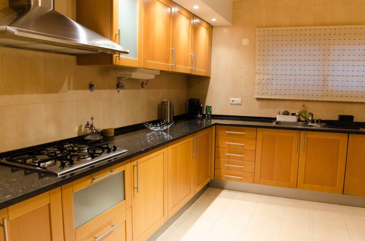 Joivy Graca Luminous 2-Br Apartment With Terrace Lisbona Esterno foto